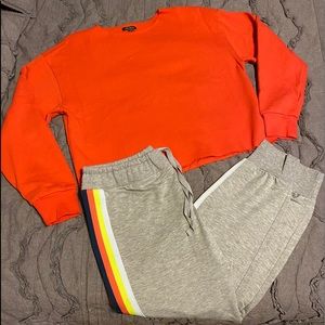 Cropped Sweatshirt & Jogger Set